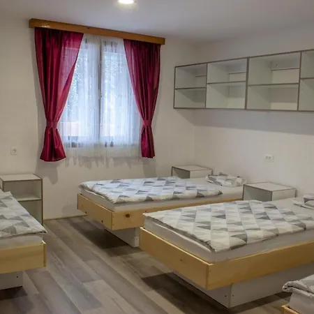 Apartamento Transit On The Edge Velike Lasce Exterior foto
